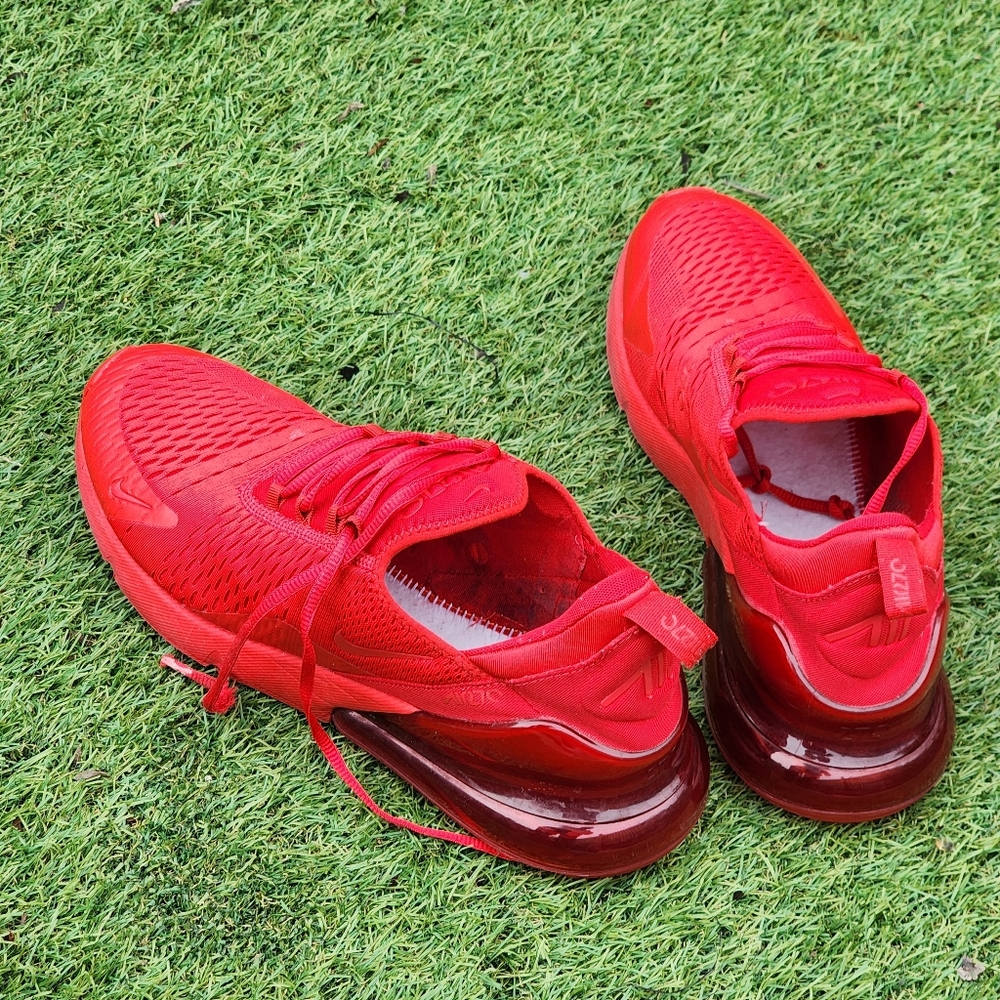 NIKE AIR MAX 270 - Mens Atheltic Shoes - SIZE 13 - ( no Insoles )) - Picture 4 of 9